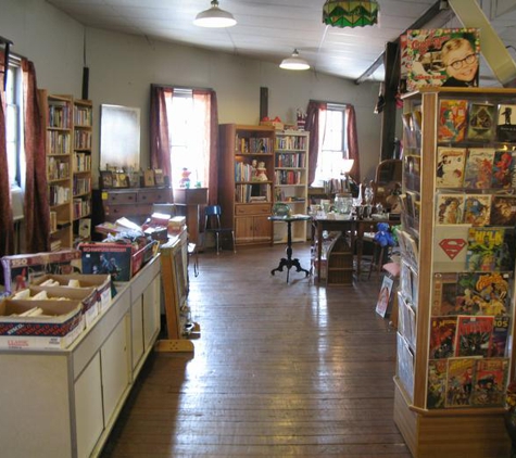 Robeson Antiques, Books, & Collectibles - Ellicott City, MD