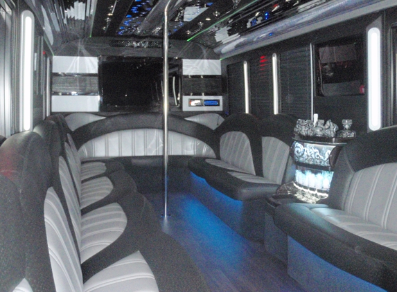 Associate Fleet LA Limo - Fullerton, CA