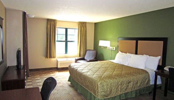 Extended Stay America Select Suites - Tampa - North - USF/Attractions - Temple Terrace, FL