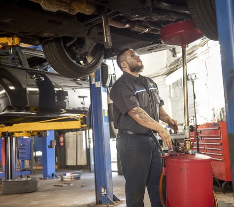 Avondale Auto Repair - Chicago IL - Chicago, IL