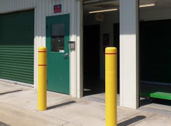 Self Storage Plus - Rockville, MD