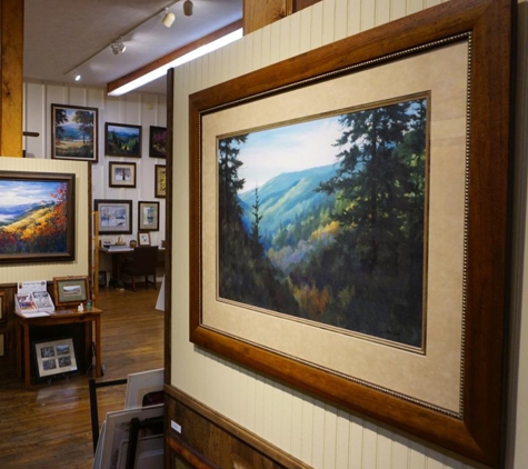 Jim Gray Gallery - Gatlinburg, TN