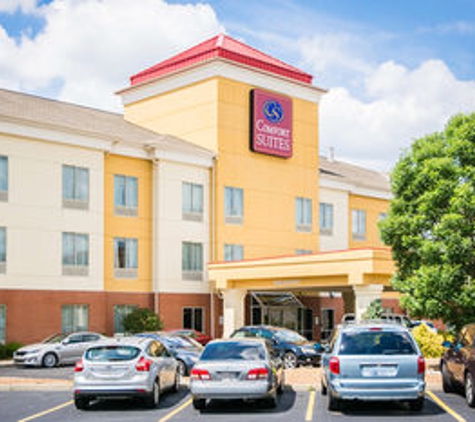 Comfort Suites Cincinnati Airport - Hebron, KY