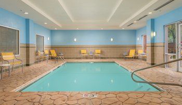 Fairfield Inn & Suites - Cleveland, TN