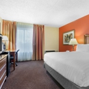 Holiday Inn Express Chicago-Downers Grove - Hotels