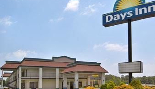 Days Inn - Yanceyville, NC