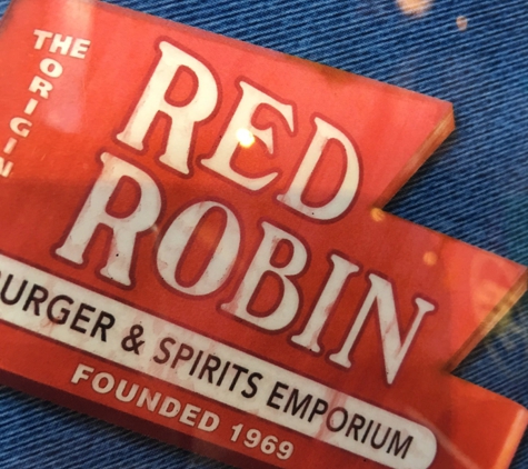 Red Robin Gourmet Burgers - Detroit, MI