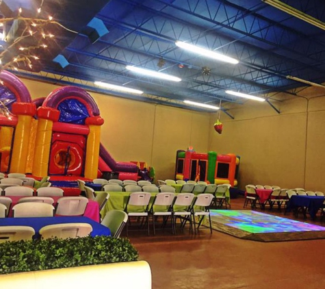 Deligance Sensations - El Paso, TX. LED Dance Floors
Lifetime Chairs/Tables
Round or Rectangular 8Ft or 6Ft