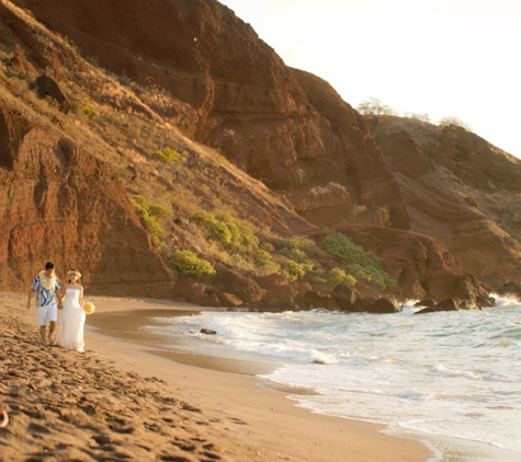 Simple Maui Wedding - Wailuku, HI