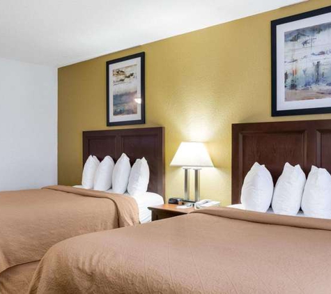 Quality Inn - Oacoma, SD