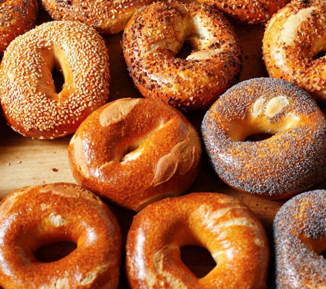 B & M Hot Bagels - Staten Island, NY