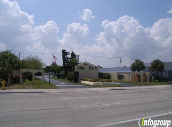 Kings Park Condominium - Oakland Park, FL