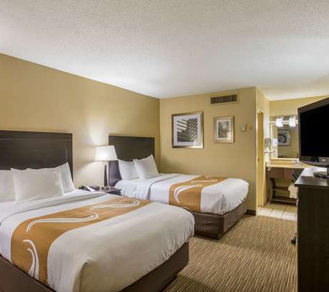 University Quality Inn - Lansing, MI