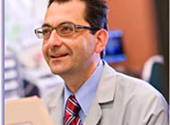 Dr. Eden Takhsh, MD - Chicago, IL