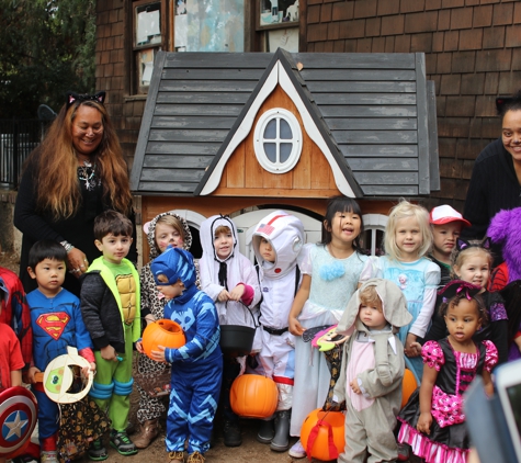 Children's Country House - Altadena, CA. Ms Rebecca and Ms April with our little ones