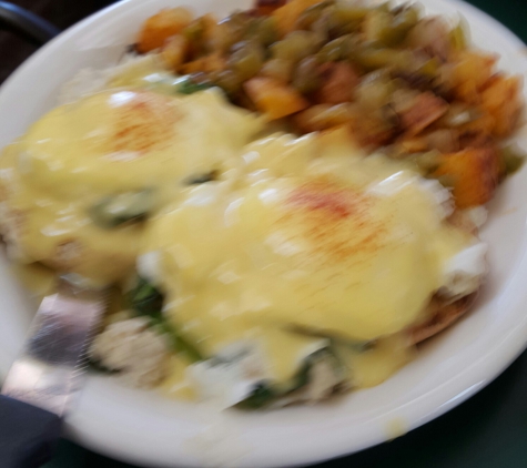 Egg Plantation - Newhall, CA. Crab eggs benedict