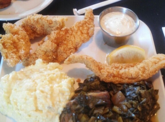 Nellies Soul Food - Oakland, CA