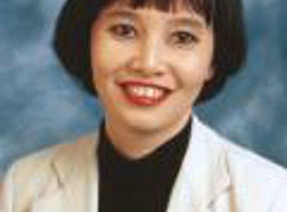 Dr. Lara Le, MD - Escondido, CA