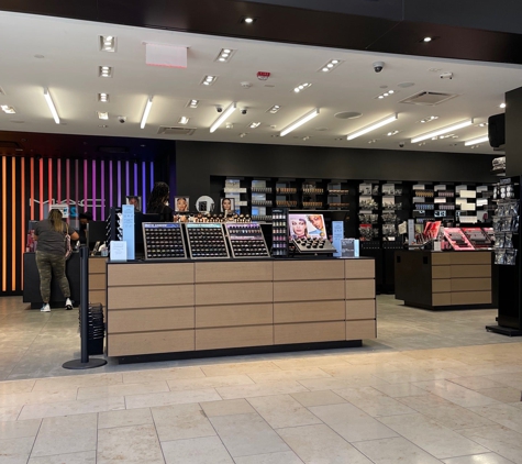 MAC Cosmetics - Annapolis, MD