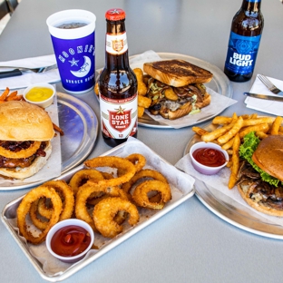 Moonie's Burger House - Anderson Mill - Austin, TX