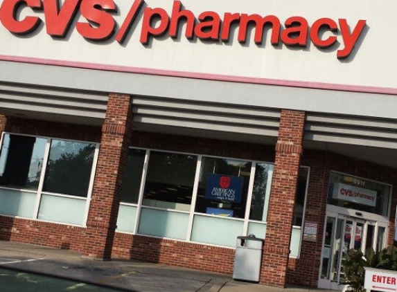 CVS Pharmacy - Brookfield, IL