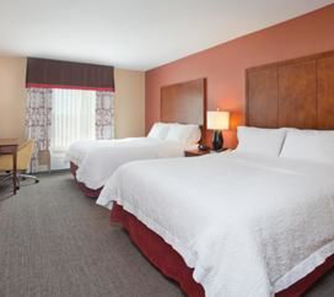 Hampton Inn & Suites Wichita-Northeast - Wichita, KS