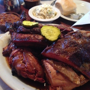 Hogly-Wogly Dr Tyler Tex BBQ - Panorama City, CA