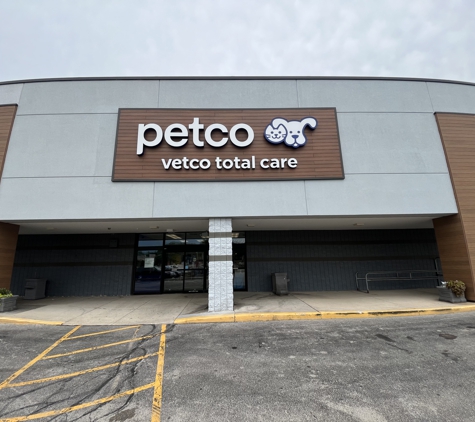 Petco - Greenfield, WI