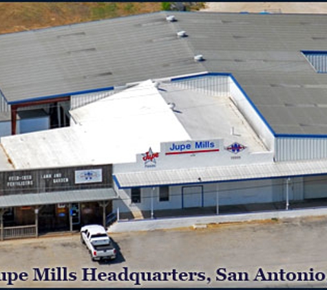 Jupe Mills-Adkins - Adkins, TX