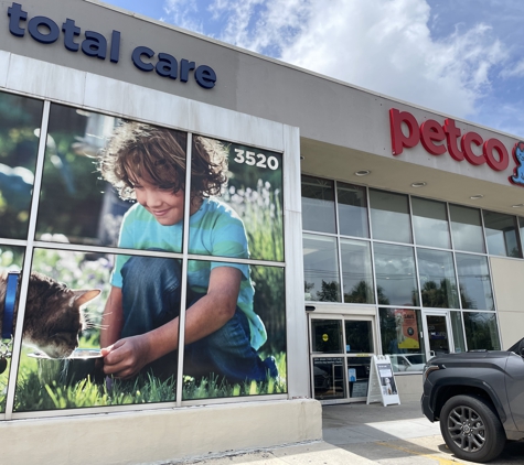 Petco - Metairie, LA