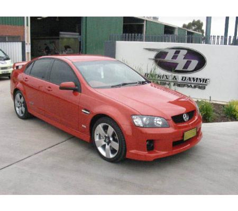 Batkin & Damme Smash Repairs - Wagga Wagga, NSW