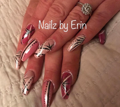 Nailz Co - Cotati, CA