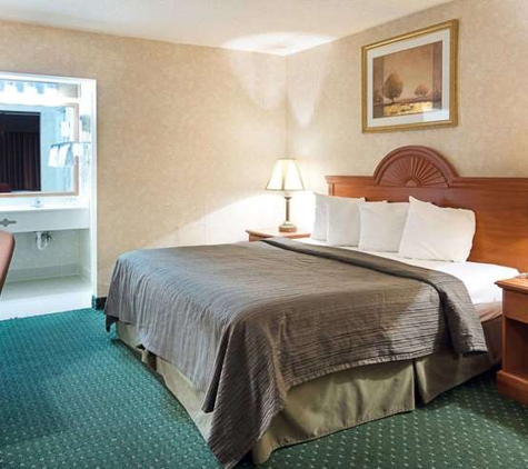 Quality Inn Petersburg Near Fort Gregg-Adams - South Prince George, VA