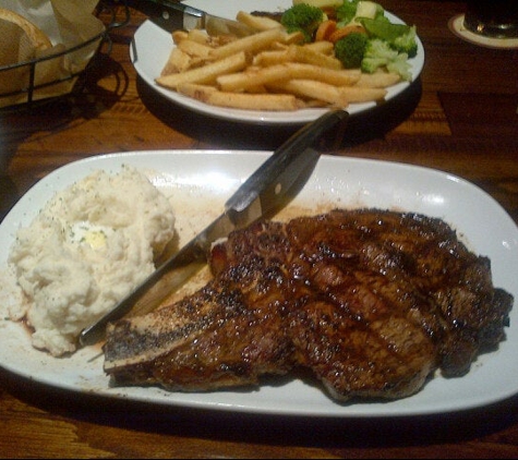 LongHorn Steakhouse - Rocky River, OH