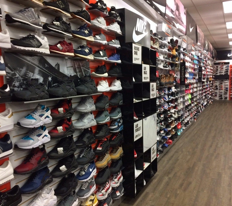 Hibbett Sports - Natchitoches, LA