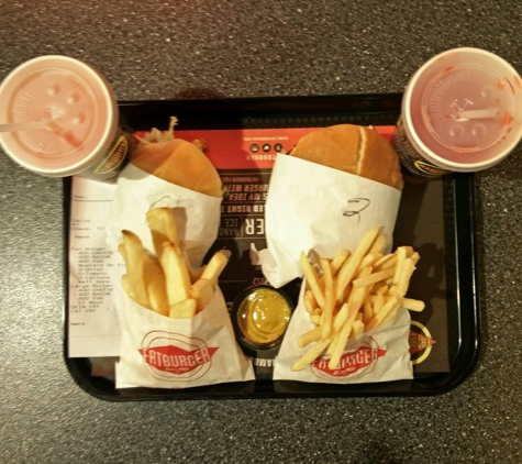 Fatburger - Aurora, CO