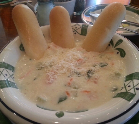 Olive Garden Italian Restaurant - Lake Oswego, OR