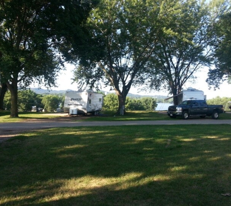 Neshonoc Lakeside Campground - West Salem, WI