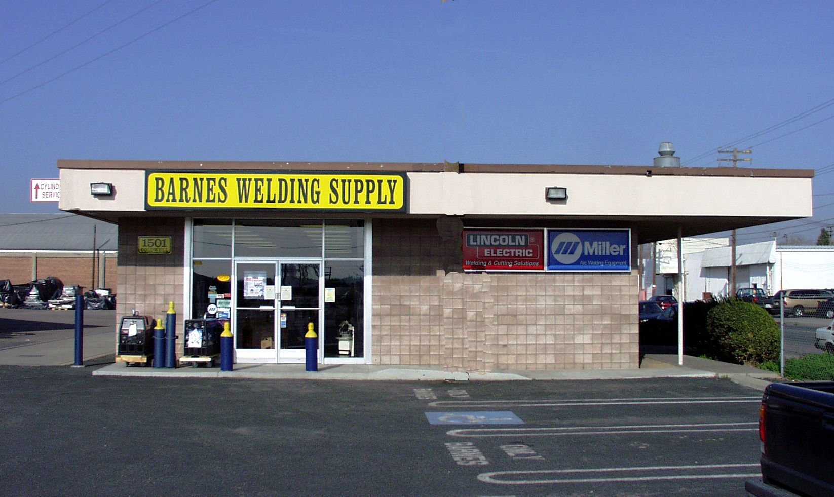 Barnes Welding Supply 1501 Coldwell Ave