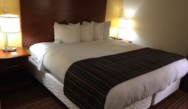 Country Inns & Suites - Alpharetta, GA