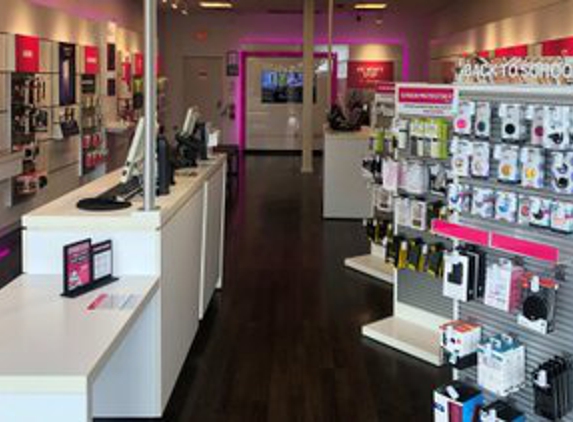 T-Mobile - Knoxville, TN