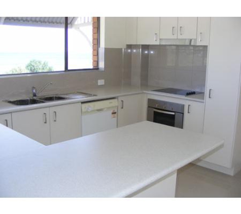 Advance Kitchens Pty Ltd - Caloundra West, QLD