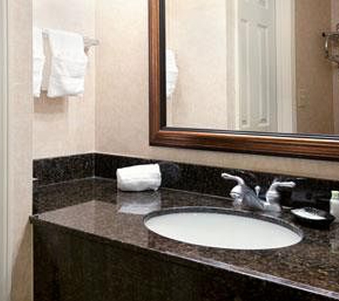 Baymont Inn & Suites - Indianapolis, IN