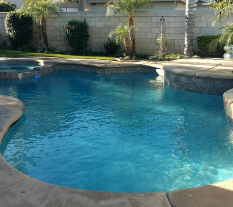 Living Waters Pool Service - Chino, CA