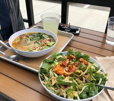 CoreLife Eatery - Centerville, OH