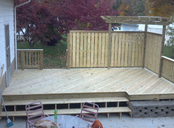 Affirm Decking - Norton, OH