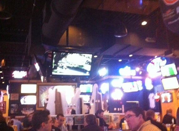 Buffalo Wild Wings - Vernon Hills, IL