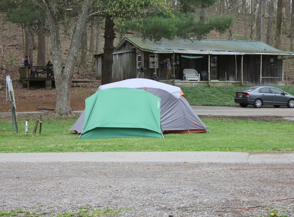 Spring Creek Camp Ground - Clarksville, TN