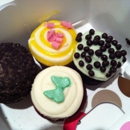 Dots Cupcakes - Bakeries