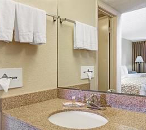 Days Inn by Wyndham St. Augustine I-95/Outlet Mall - Saint Augustine, FL